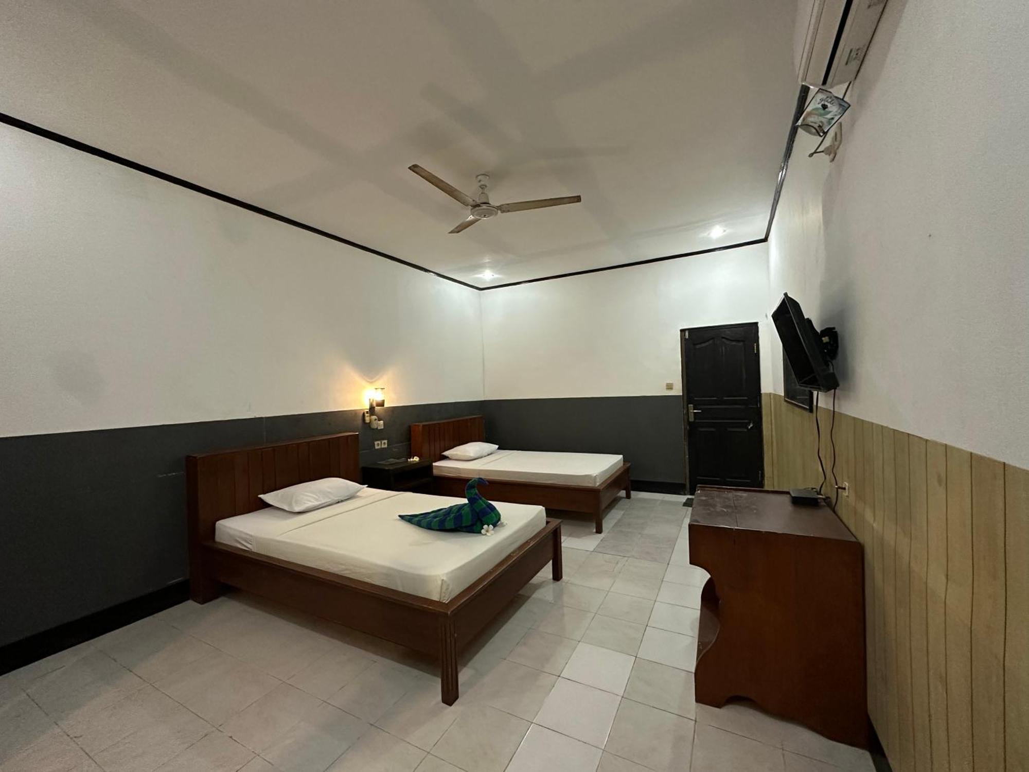 Creative Bungalow Beach Front Gili Trawangan Esterno foto